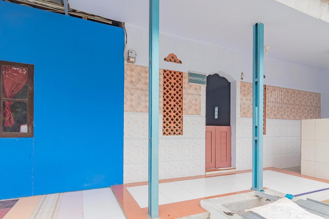 Reddoorz Syariah @ Tambak Mekar Street Subang Hotell Djalantjagak Eksteriør bilde